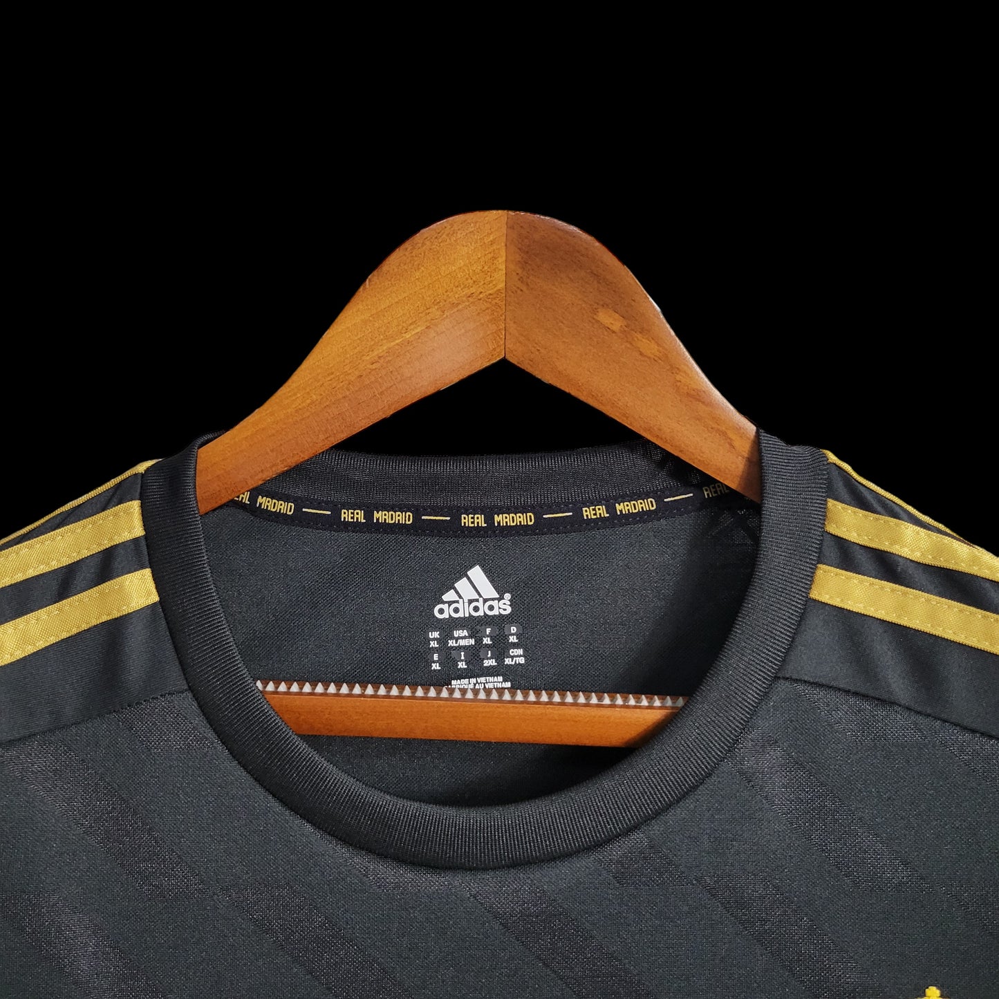 Real Madrid Away 11-12 Retro Premium Replica Jersey