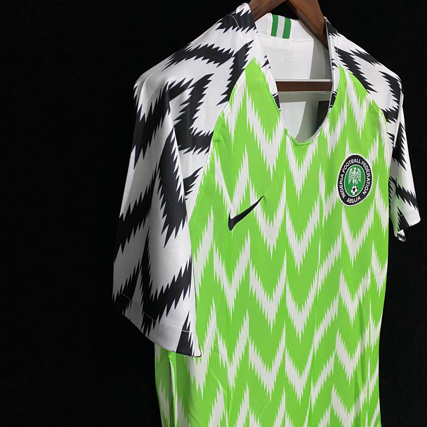 Nigeria Local 2018 Retro Jersey Réplica Premium