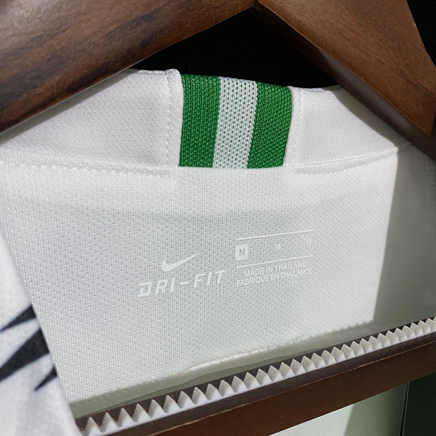 Nigeria Local 2018 Retro Jersey Réplica Premium