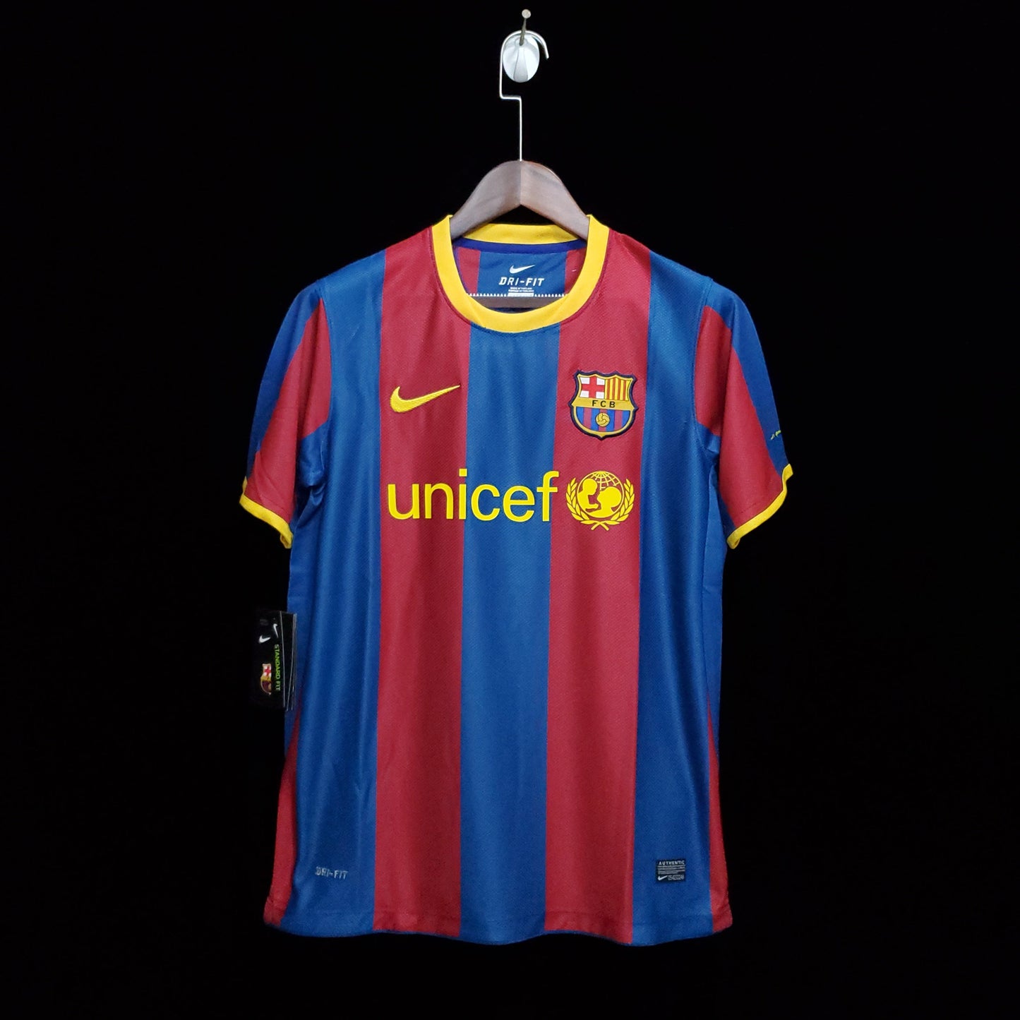 FC Barcelona Home 10-11 Retro Jersey Premium Replica