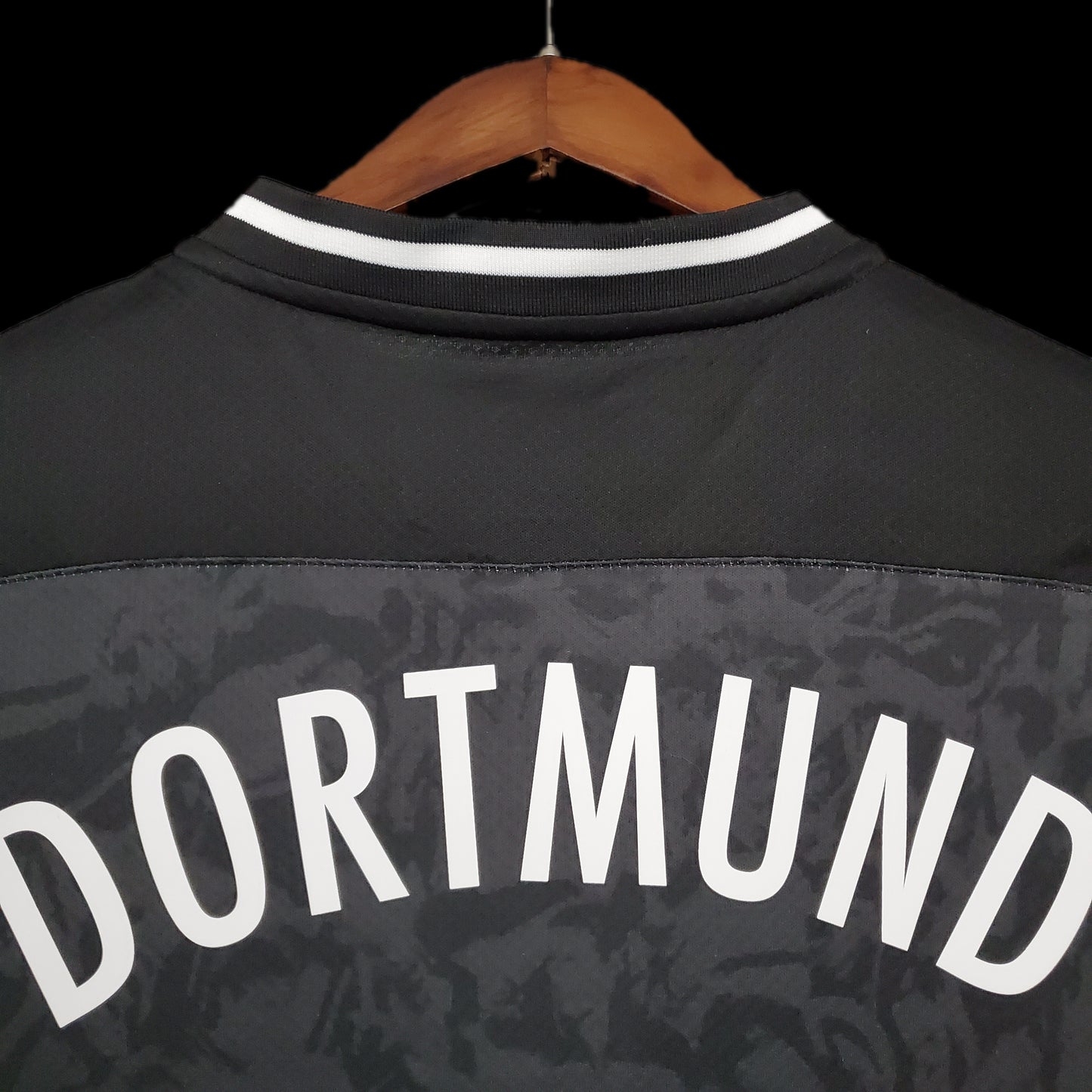 Borussia Dortmund 21-22 Jersey Réplica Premium Edición Limitada